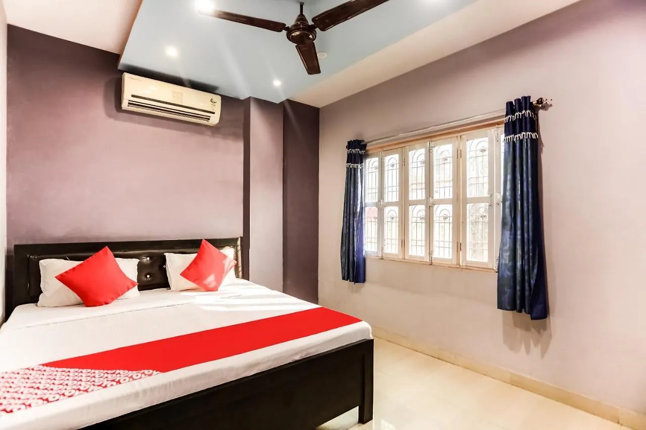 Spot On 45585 Hotel Aakash Ganga 바라나시